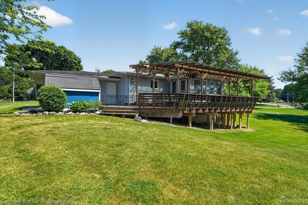 6076 Wild Turkey Road Grand Blanc Charter Township MI 48439