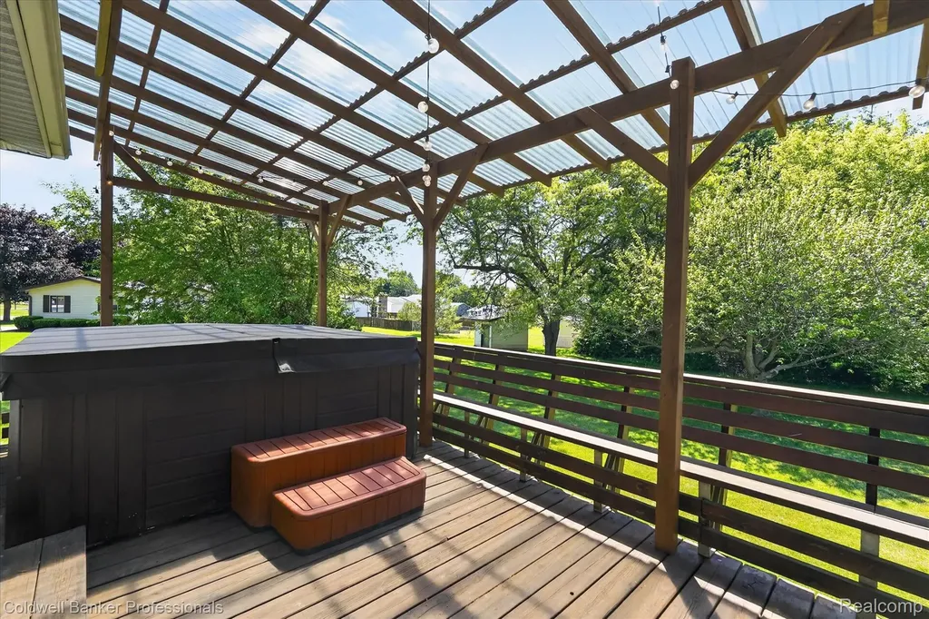 6076 Wild Turkey Road Grand Blanc Charter Township MI 48439