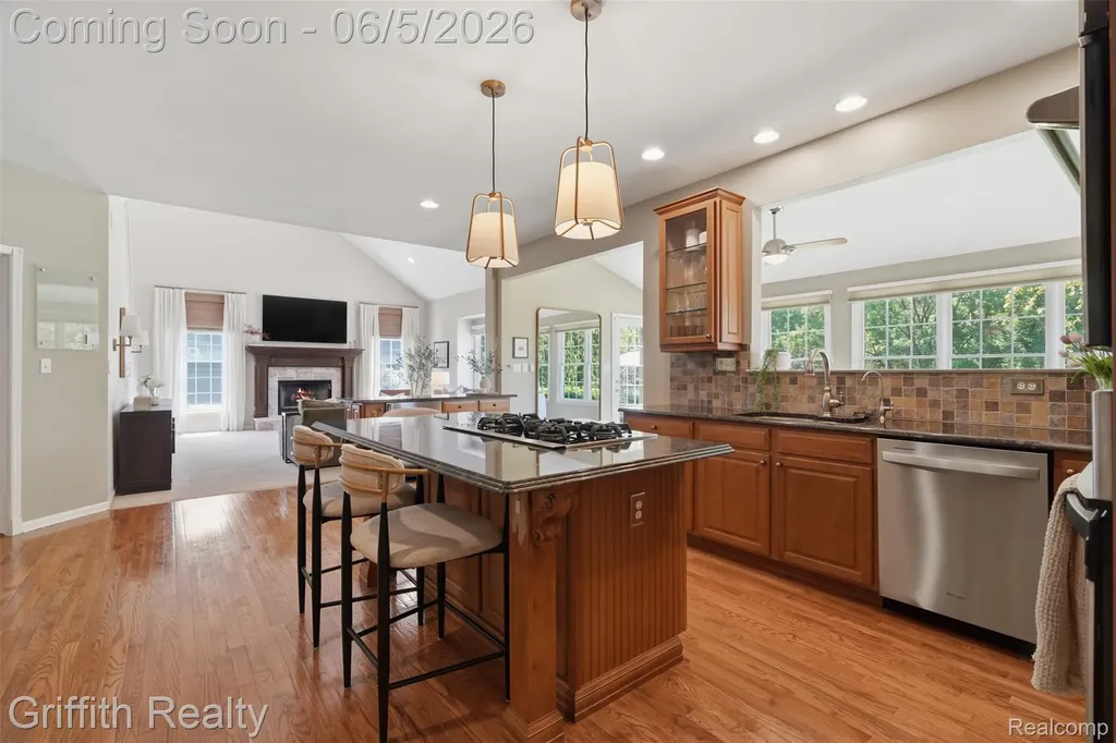 1543 Fairfax Court Milford Charter Township MI 48380