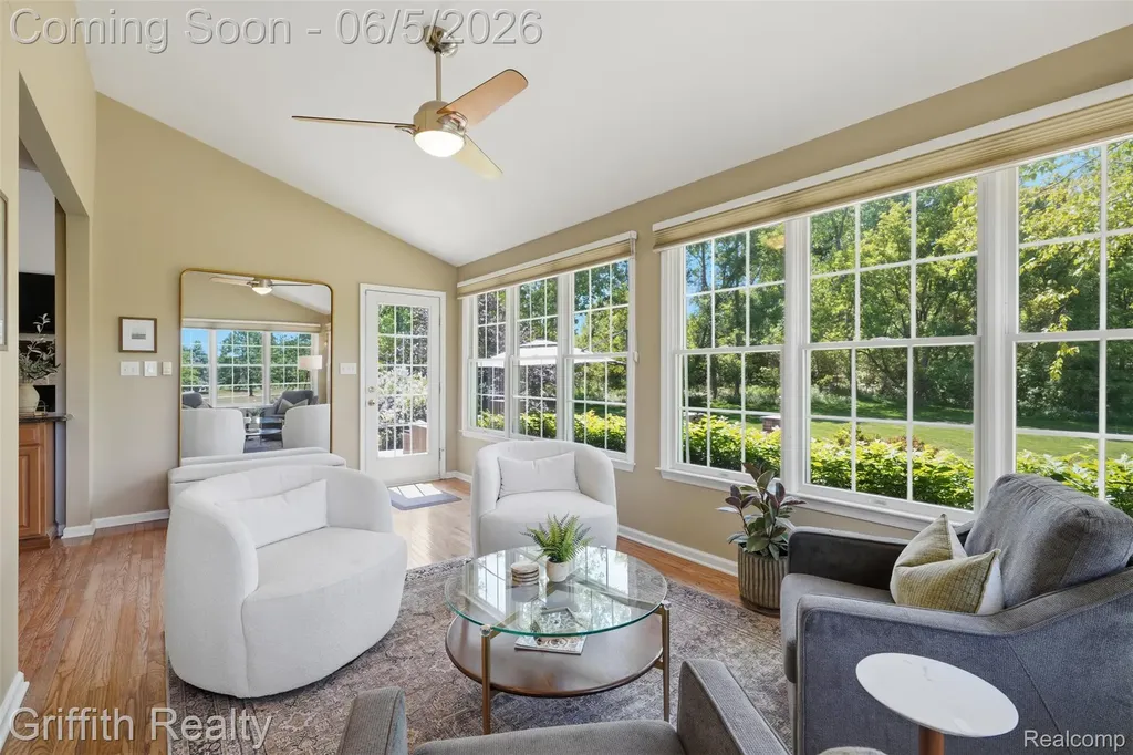 1543 Fairfax Court Milford Charter Township MI 48380