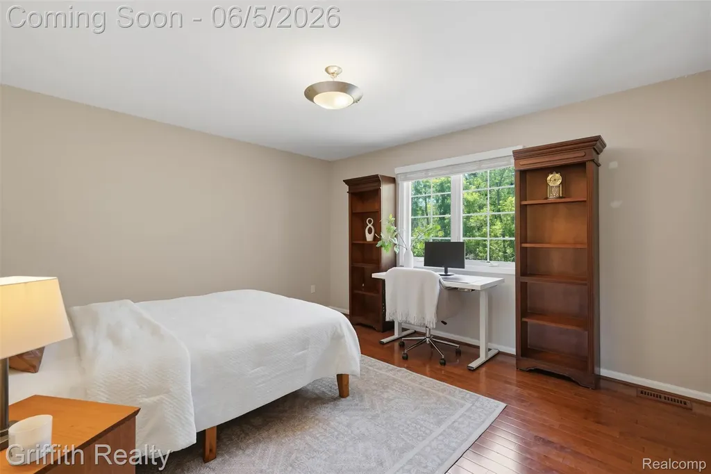 1543 Fairfax Court Milford Charter Township MI 48380