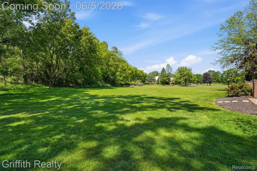 1543 Fairfax Court Milford Charter Township MI 48380