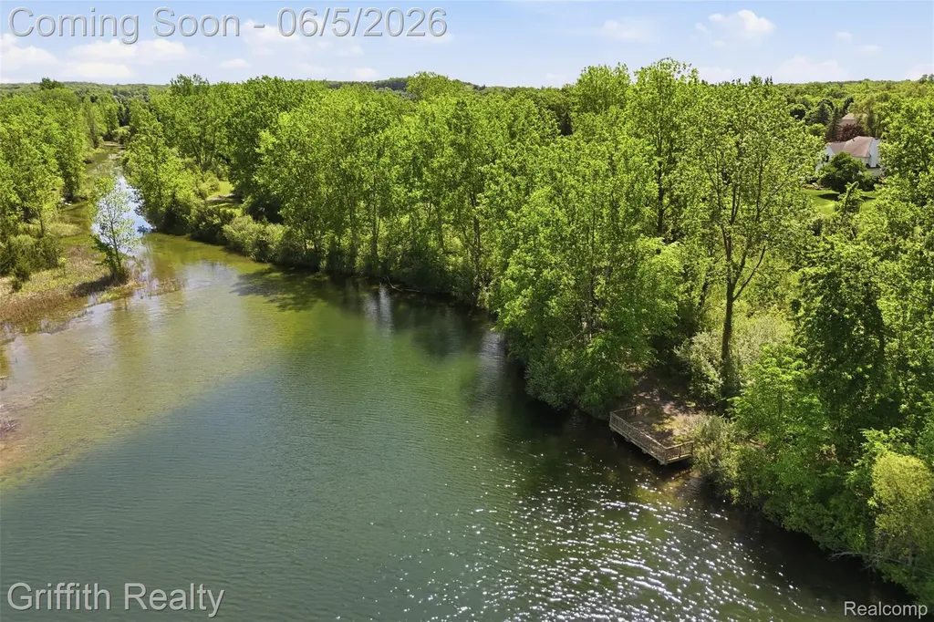 1543 Fairfax Court Milford Charter Township MI 48380