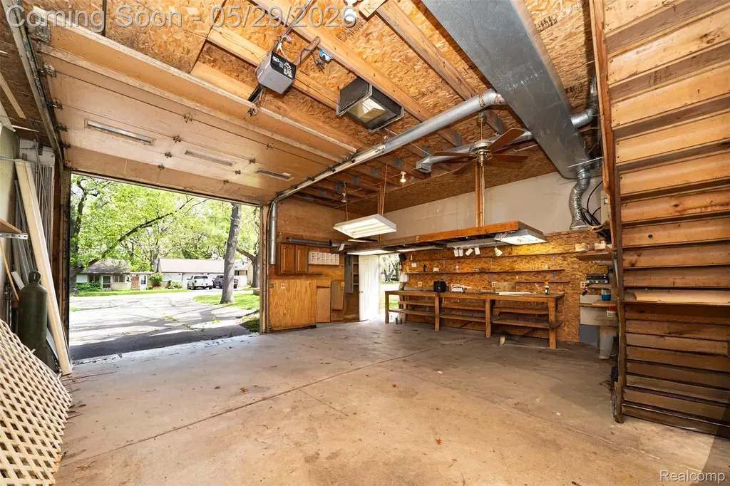 7806 Circle Boulevard West Bloomfield Charter Township MI 48323