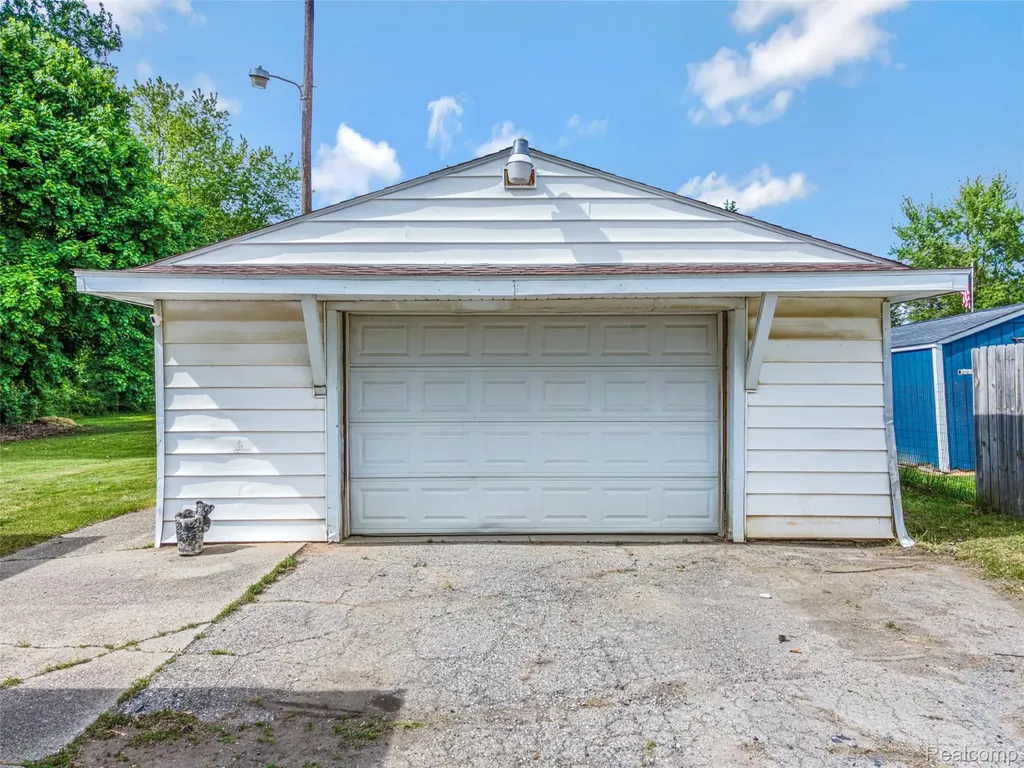 4431 E Mount Morris Road Genesee Charter Township MI 48458