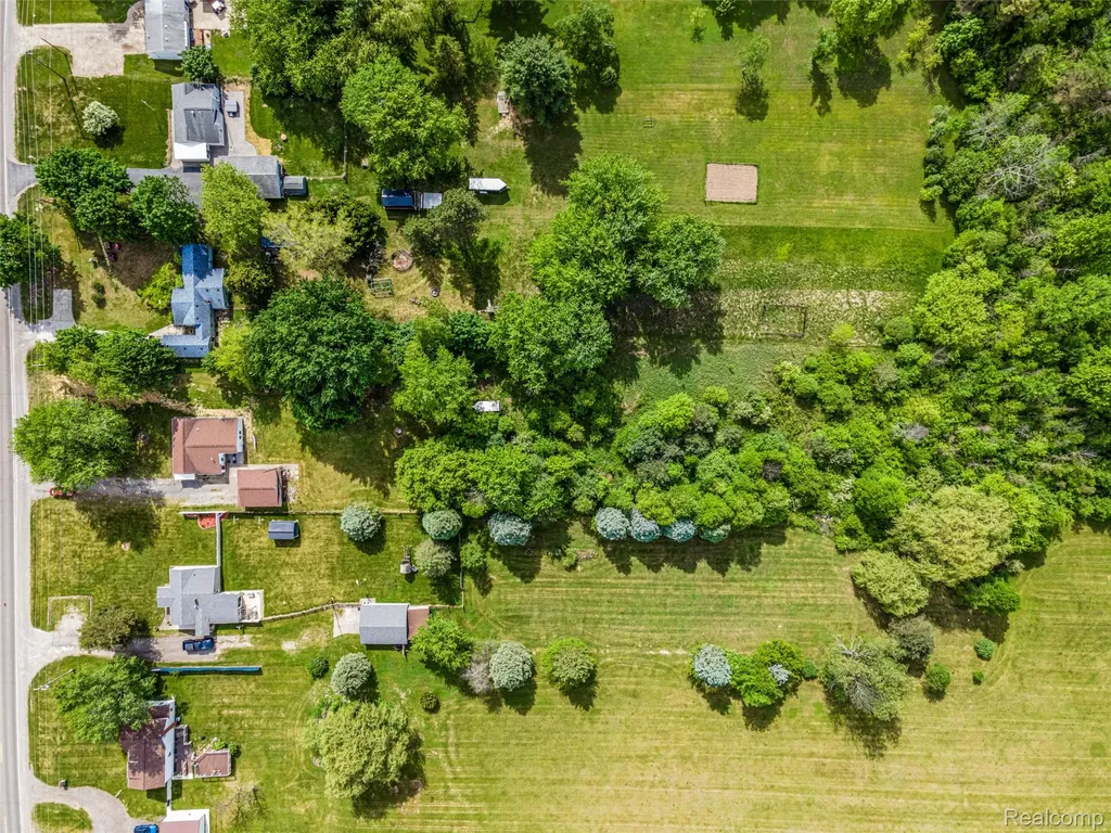 4431 E Mount Morris Road Genesee Charter Township MI 48458