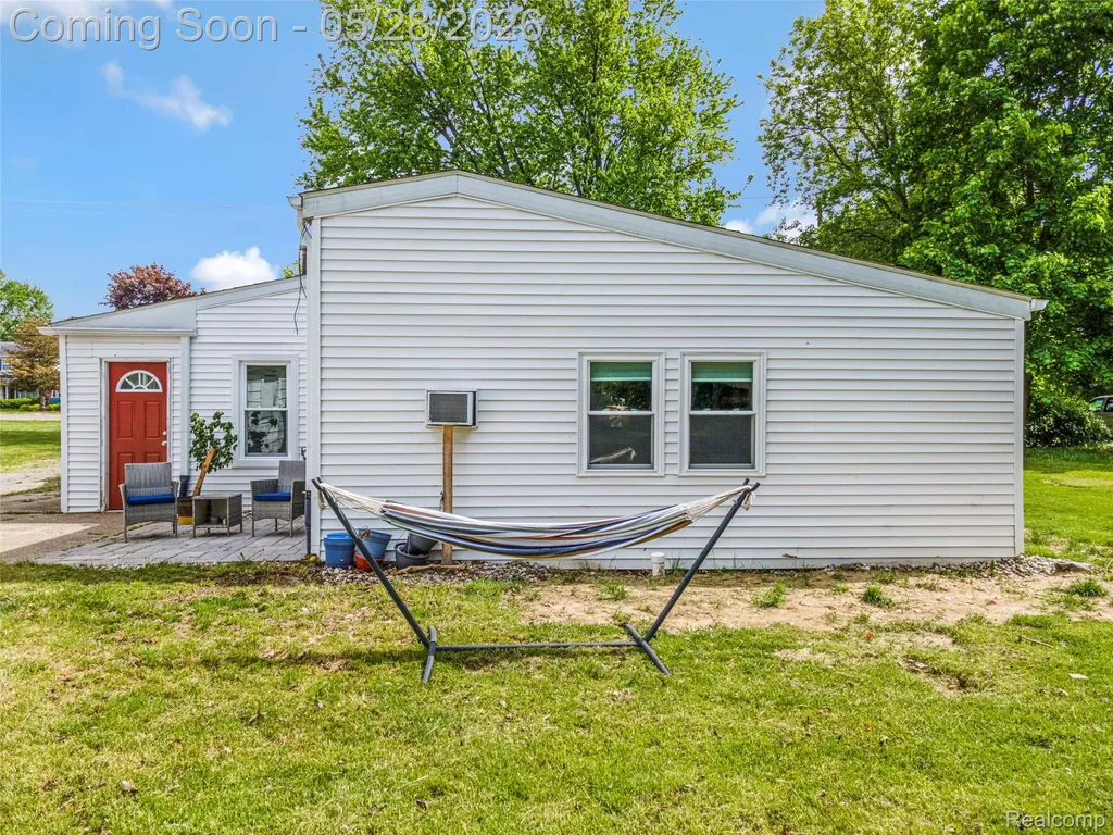 4431 E Mount Morris Road Genesee Charter Township MI 48458