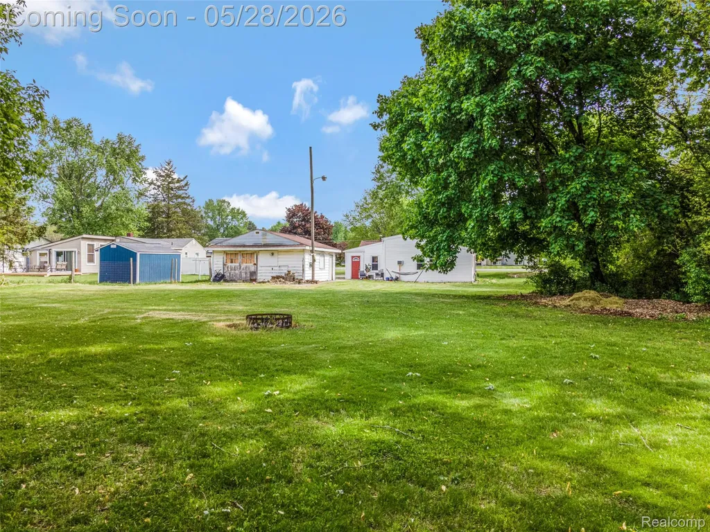 4431 E Mount Morris Road Genesee Charter Township MI 48458