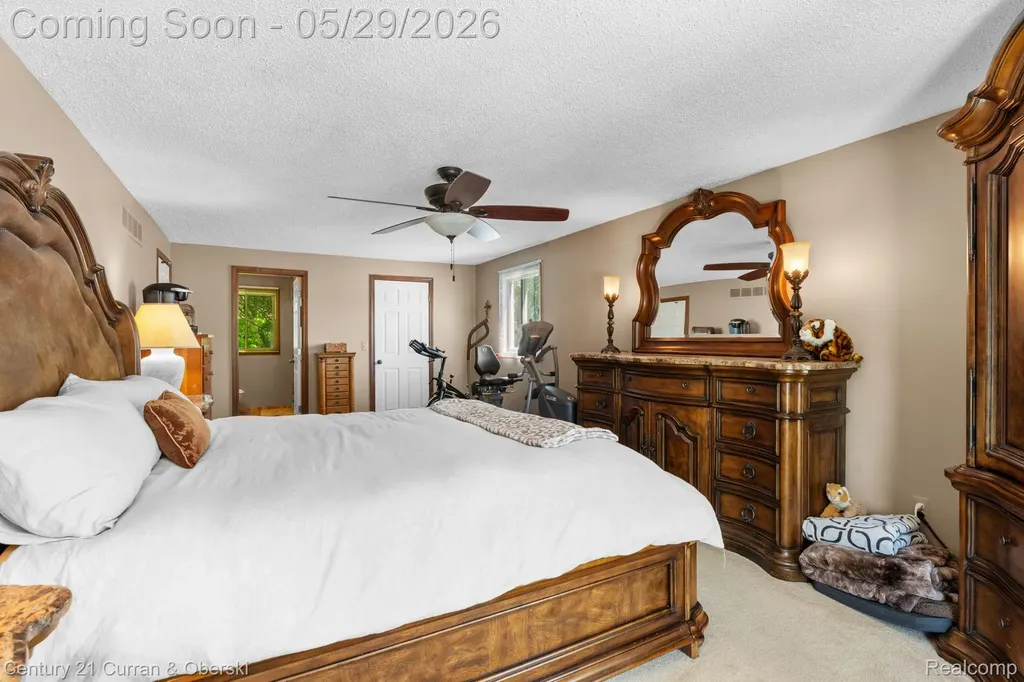 44962 Steeple Path Novi City MI 48375