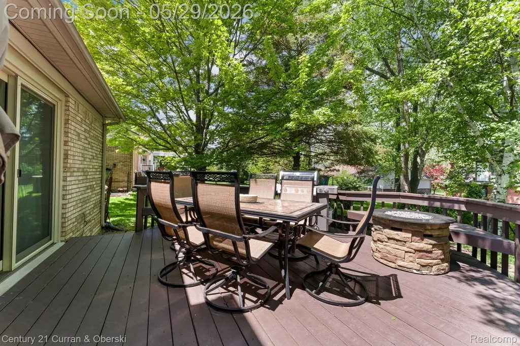 44962 Steeple Path Novi City MI 48375