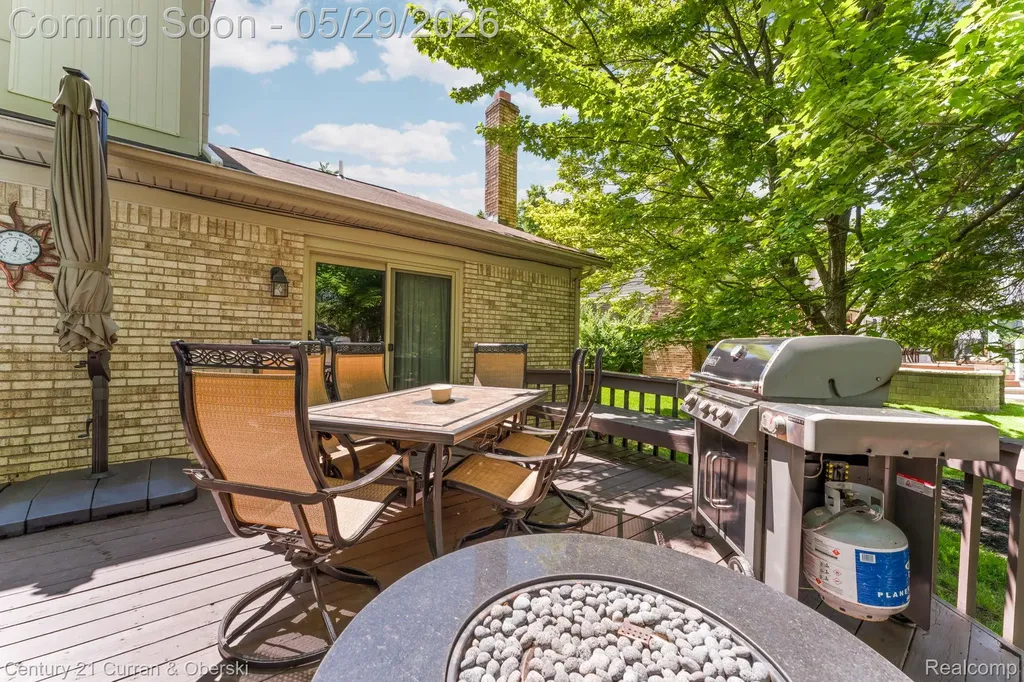44962 Steeple Path Novi City MI 48375