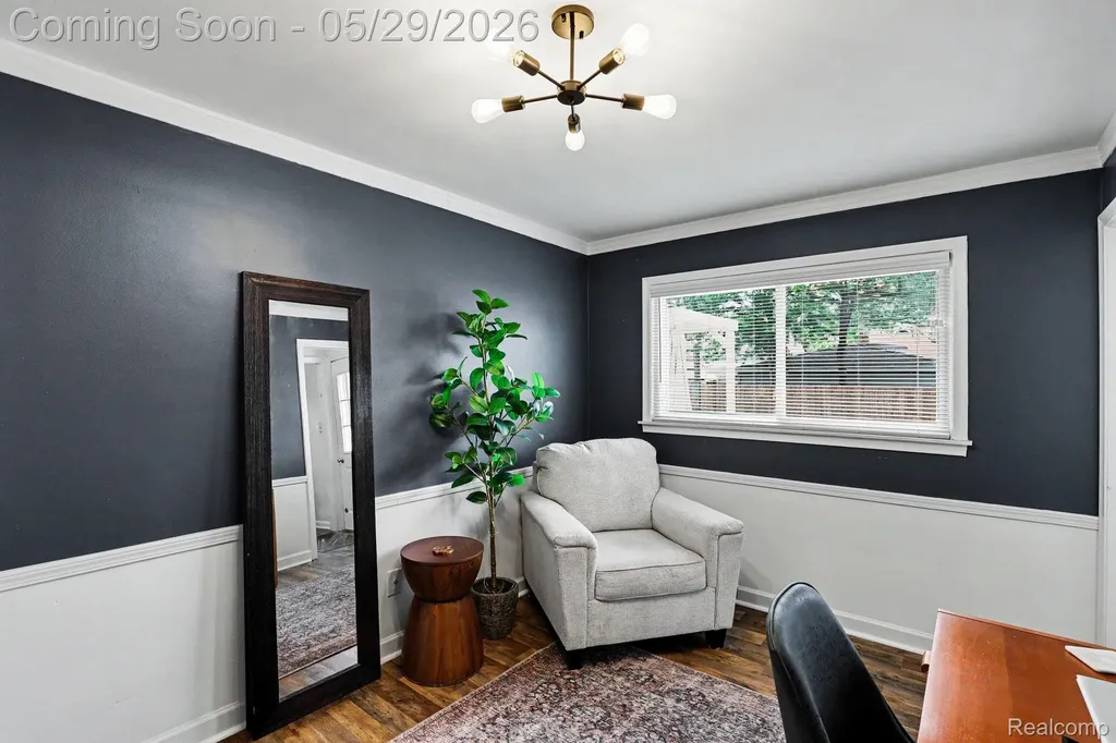 332 E Parker Avenue Madison Heights City MI 48071