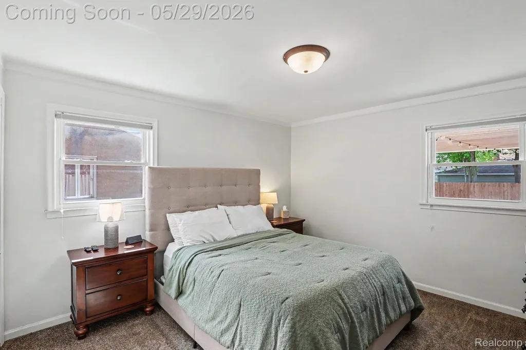 332 E Parker Avenue Madison Heights City MI 48071