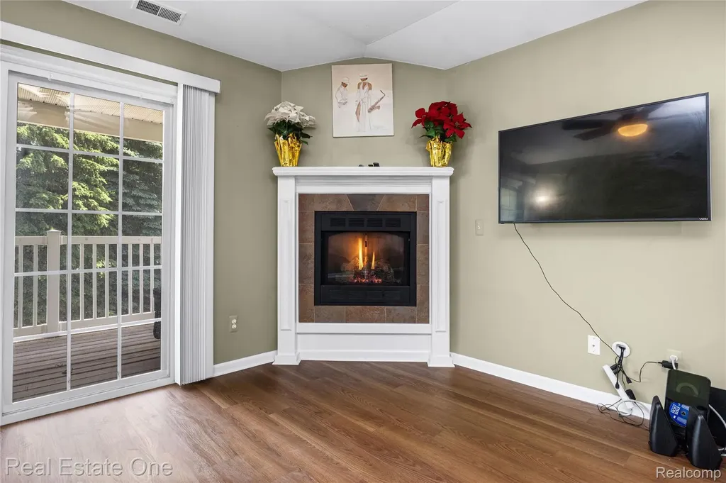 14286 Moravian Manor Circle Sterling Heights City MI 48312