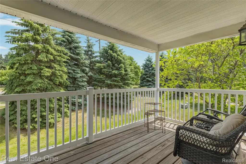 14286 Moravian Manor Circle Sterling Heights City MI 48312