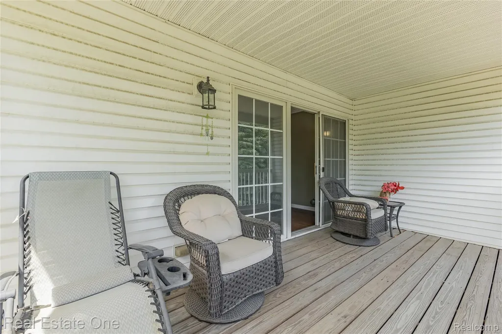 14286 Moravian Manor Circle Sterling Heights City MI 48312