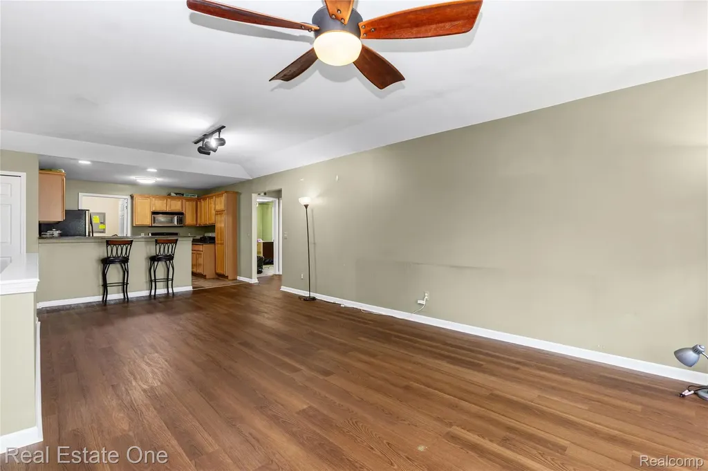 14286 Moravian Manor Circle Sterling Heights City MI 48312