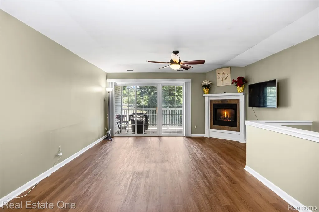 14286 Moravian Manor Circle Sterling Heights City MI 48312