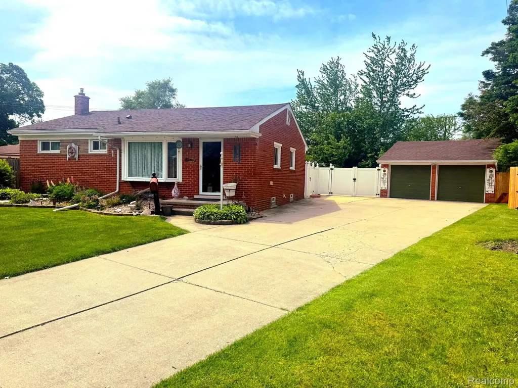 4300 Evans Street Wayne City MI 48184