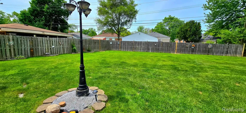 4300 Evans Street Wayne City MI 48184