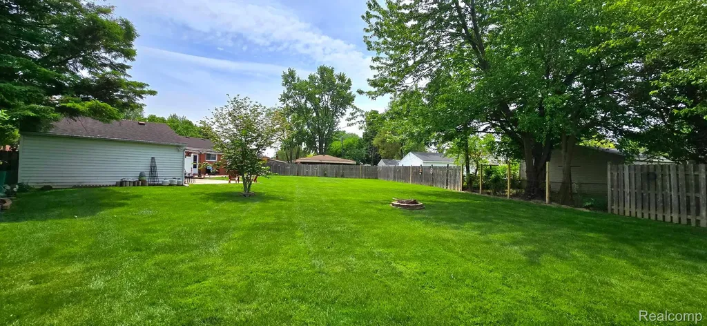 4300 Evans Street Wayne City MI 48184