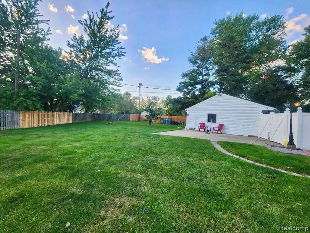 4300 Evans Street Wayne City MI 48184