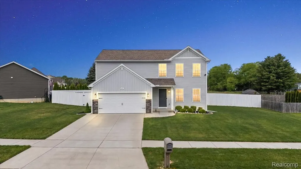 461 Golfside Drive Lapeer City MI 48446