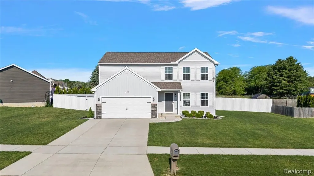 461 Golfside Drive Lapeer City MI 48446