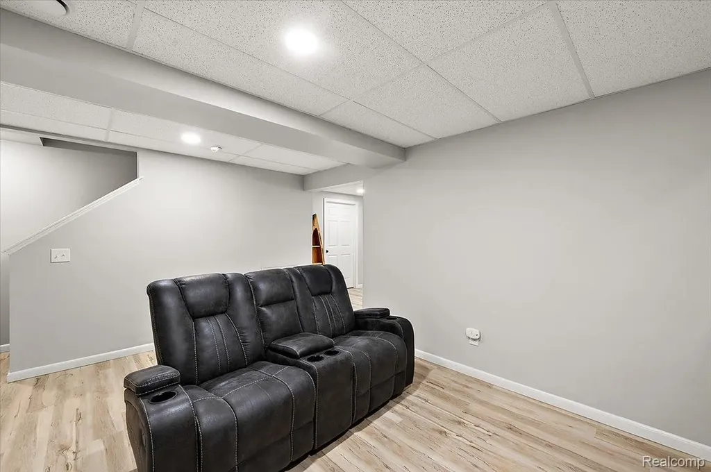 461 Golfside Drive Lapeer City MI 48446