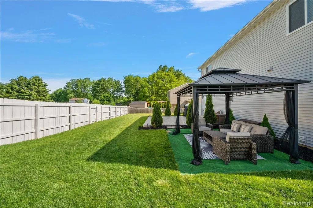 461 Golfside Drive Lapeer City MI 48446