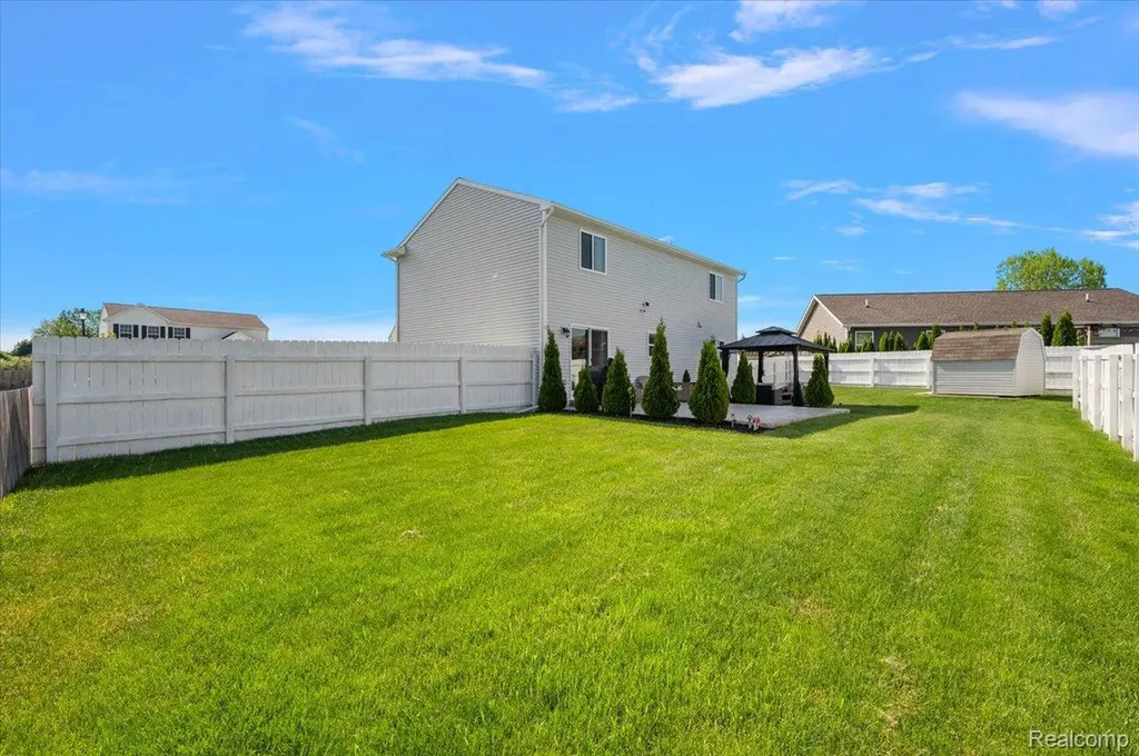461 Golfside Drive Lapeer City MI 48446