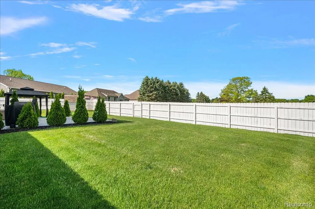 461 Golfside Drive Lapeer City MI 48446