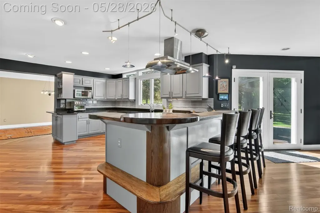 3861 Bradford Square Drive Scio Township MI 48103