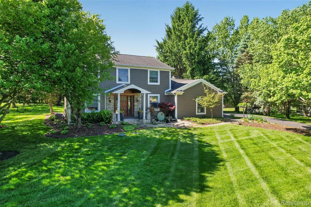 3861 Bradford Square Drive Scio Township MI 48103
