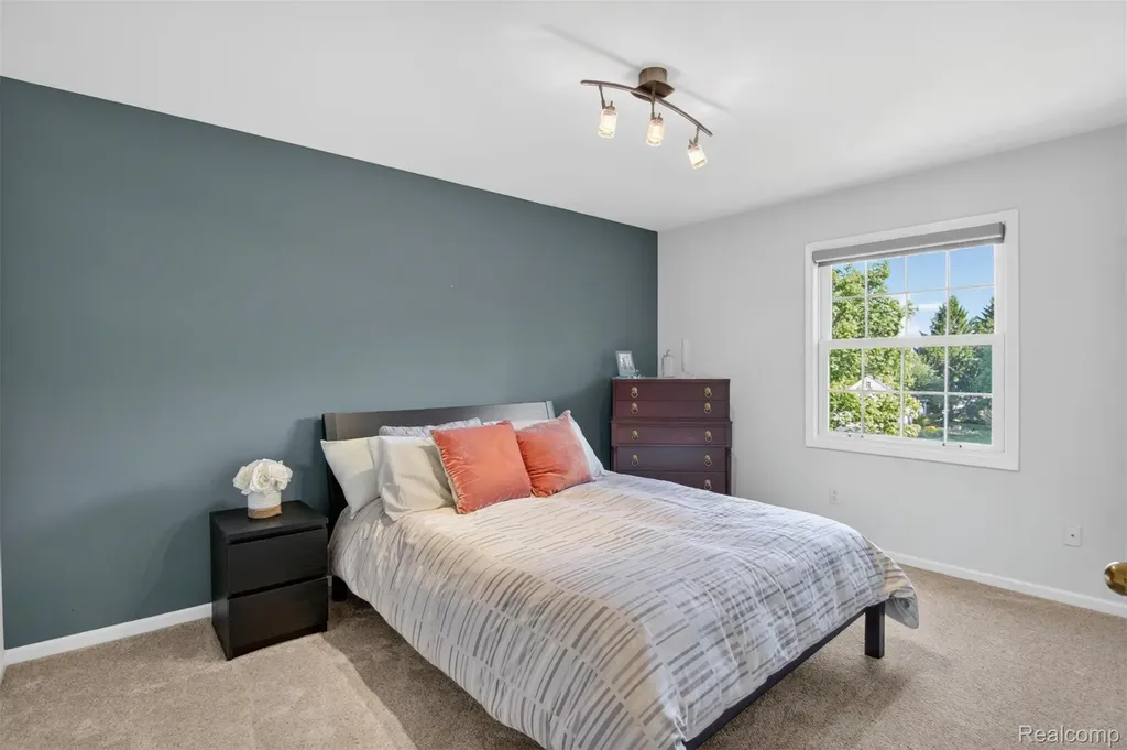 3861 Bradford Square Drive Scio Township MI 48103