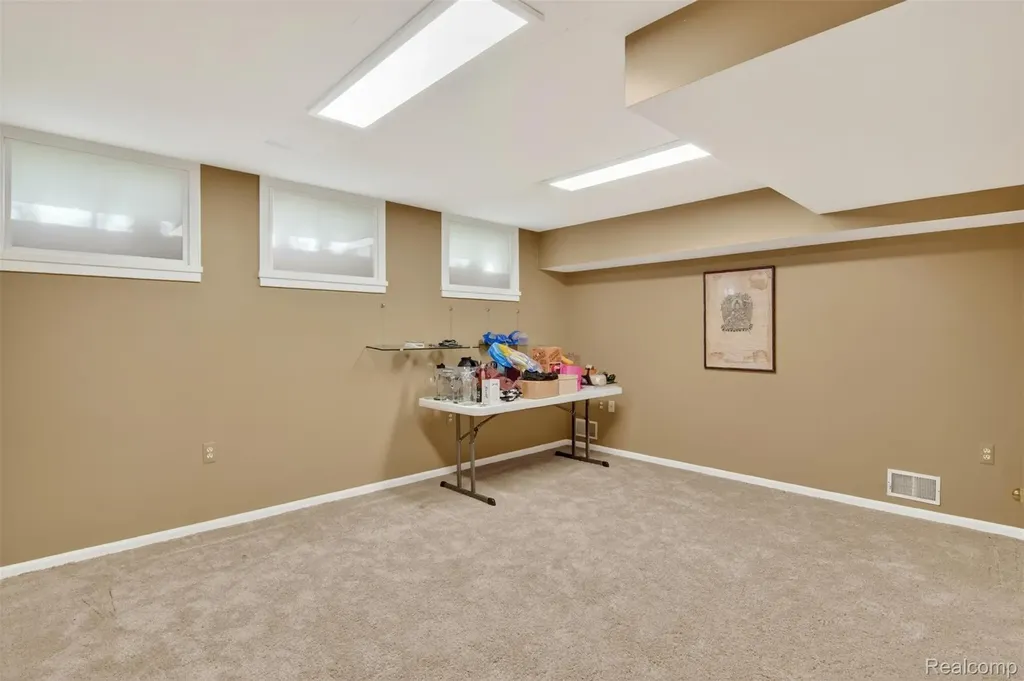 3861 Bradford Square Drive Scio Township MI 48103