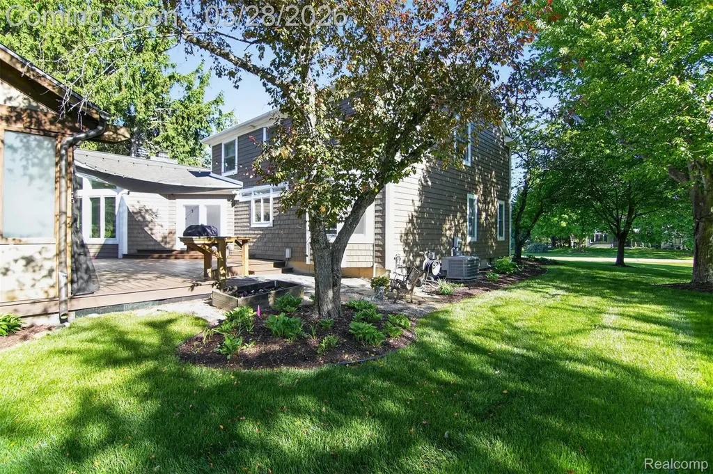 3861 Bradford Square Drive Scio Township MI 48103