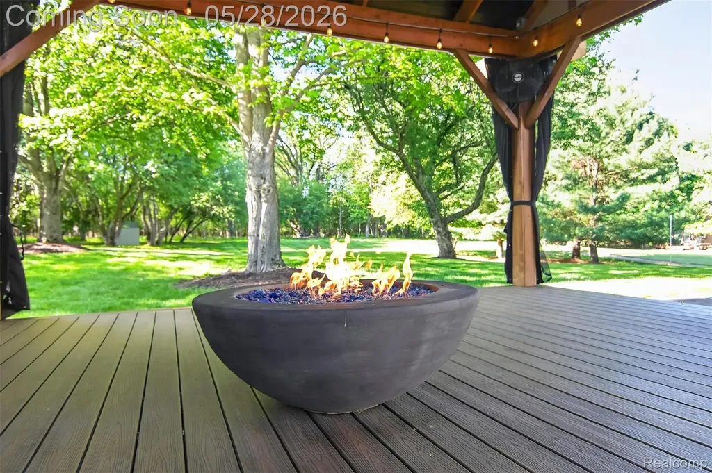 3861 Bradford Square Drive Scio Township MI 48103