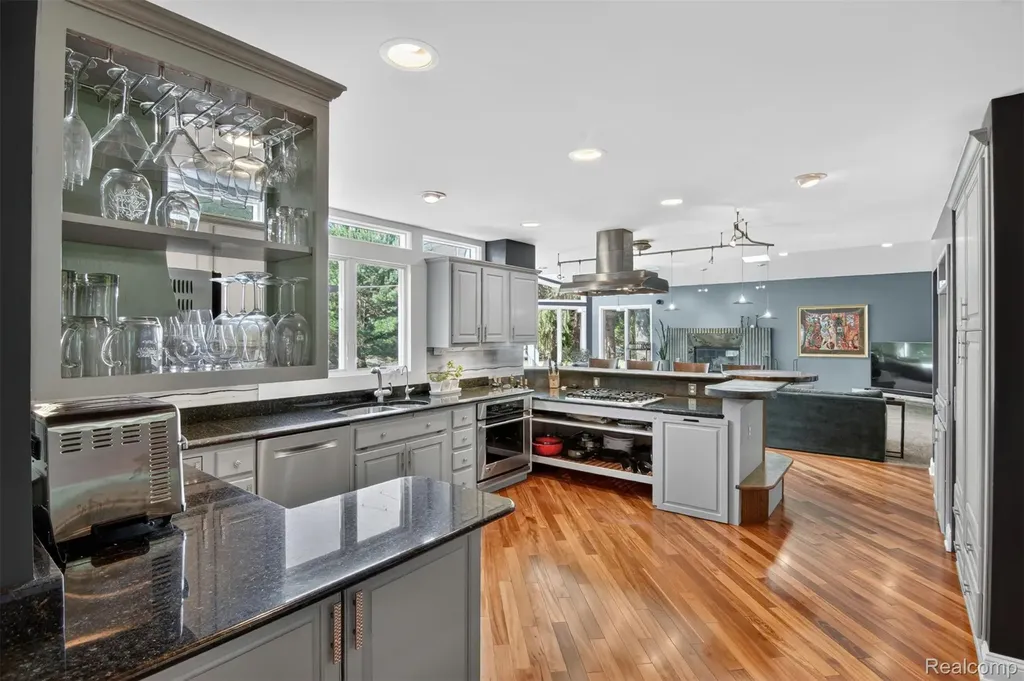 3861 Bradford Square Drive Scio Township MI 48103