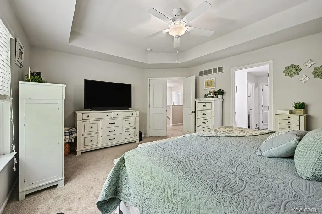 28614 Cottage Lane Lyon Charter Township MI 48165
