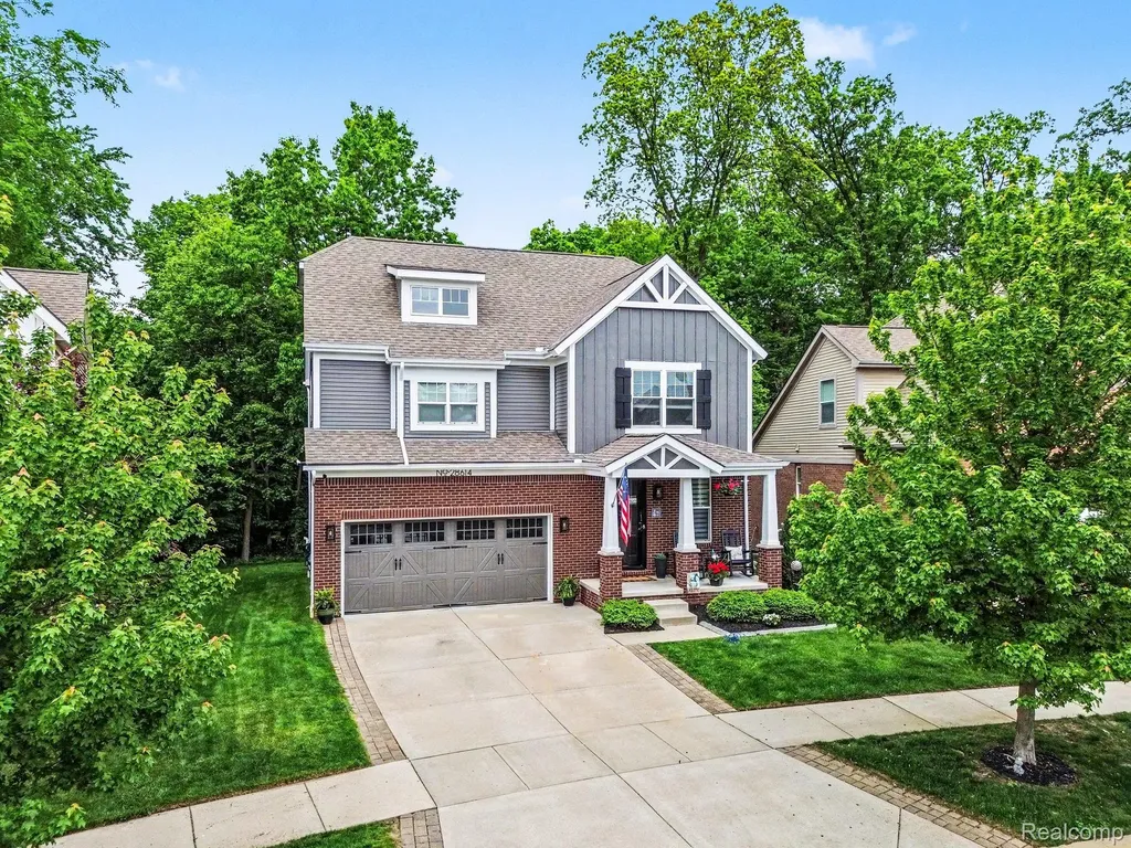 28614 Cottage Lane Lyon Charter Township MI 48165