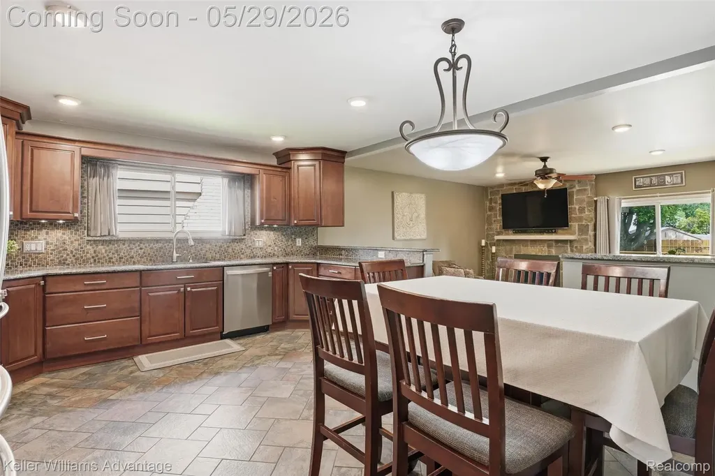 42505 Saltz Road Canton Charter Township MI 48187