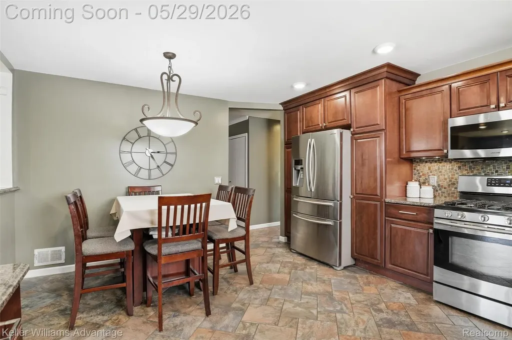 42505 Saltz Road Canton Charter Township MI 48187