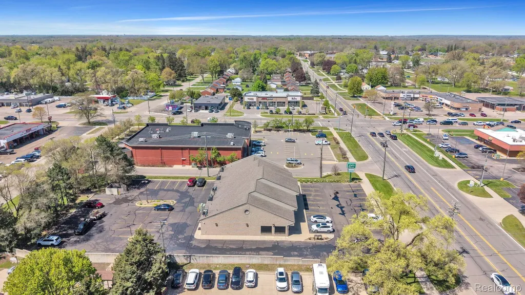 8074 21 Mile Road Shelby Charter Township MI 48317