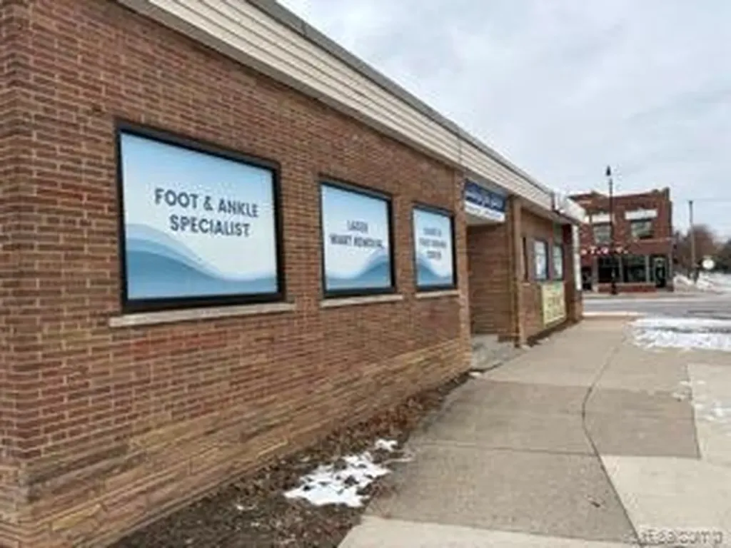 10801 W Warren Avenue Dearborn City MI 48126