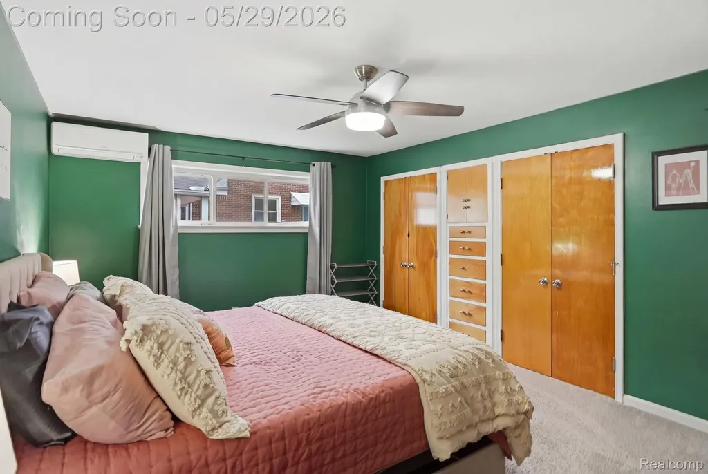 18405 Westland Avenue Southfield City MI 48075