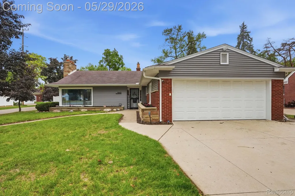18405 Westland Avenue Southfield City MI 48075