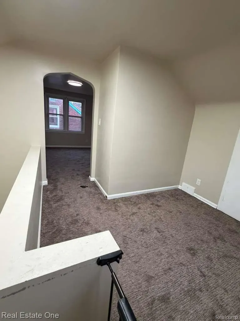 6835 Rosemont Avenue Detroit City MI 48228