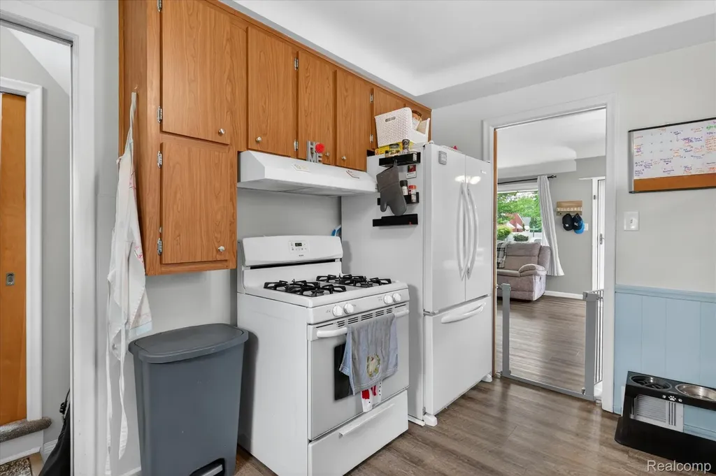 6601 Elizabeth Street Garden City City MI 48135