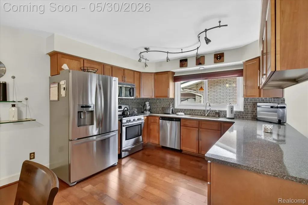 4834 Hillcrest Road Trenton City MI 48183